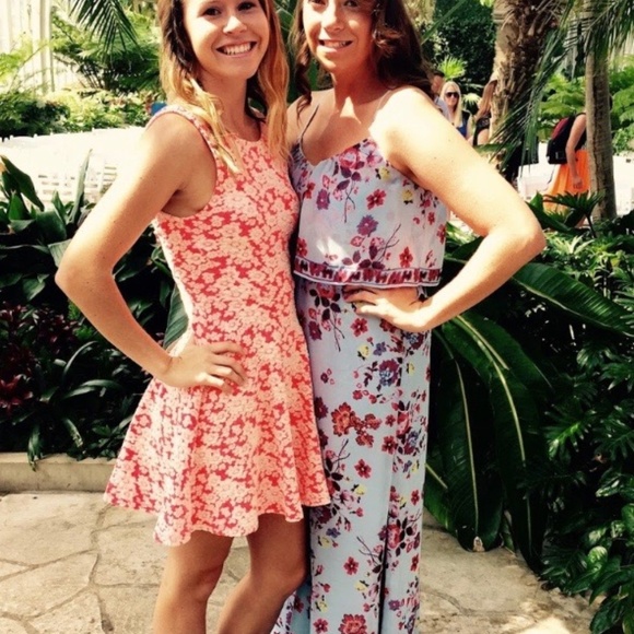 princess vera wang Dresses & Skirts - Sweet & Adorable Floral Maxi Dress